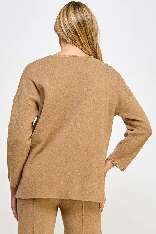 Dana V-neck Pullover