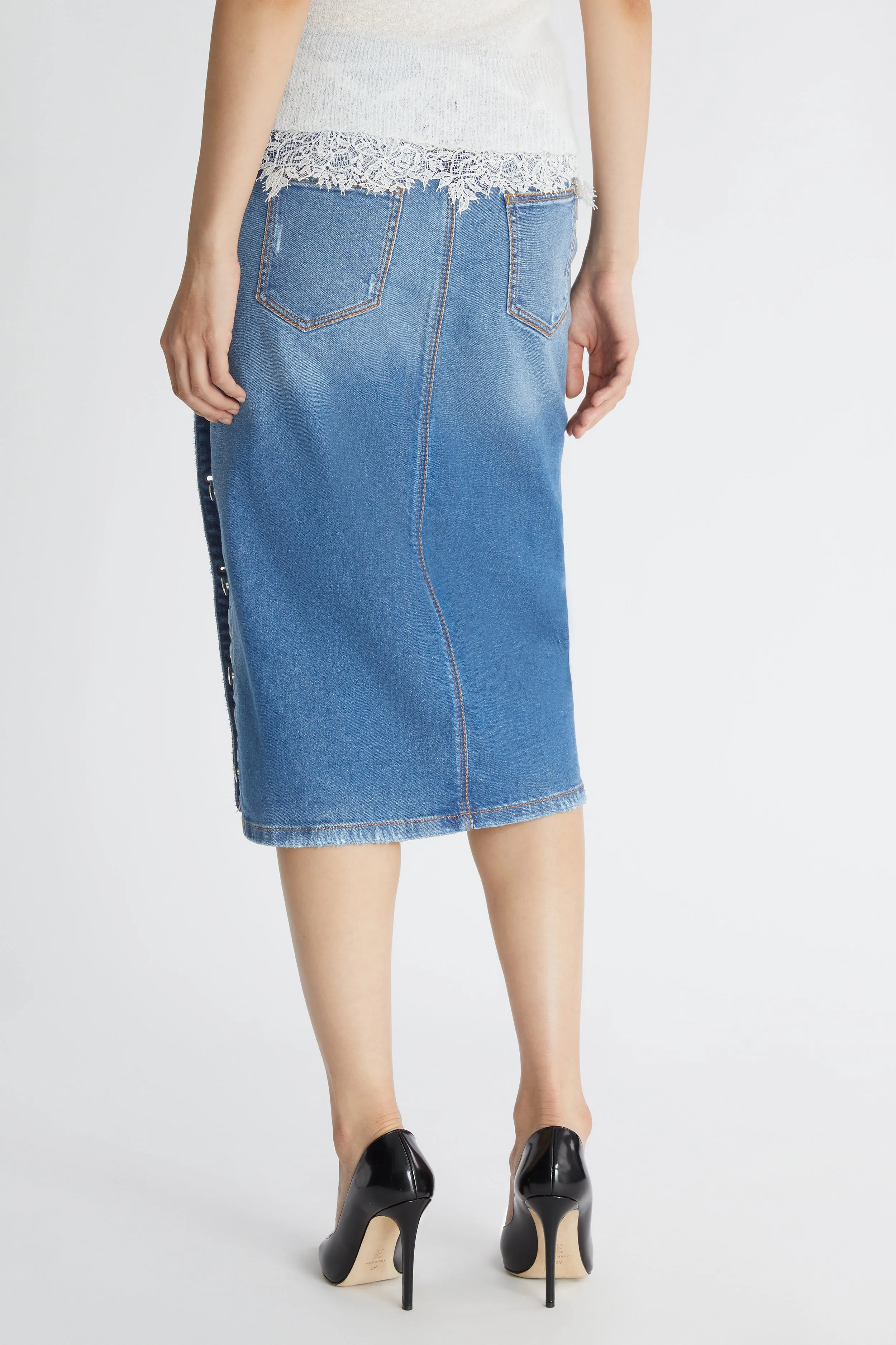 Denim pencil skirt with buttons