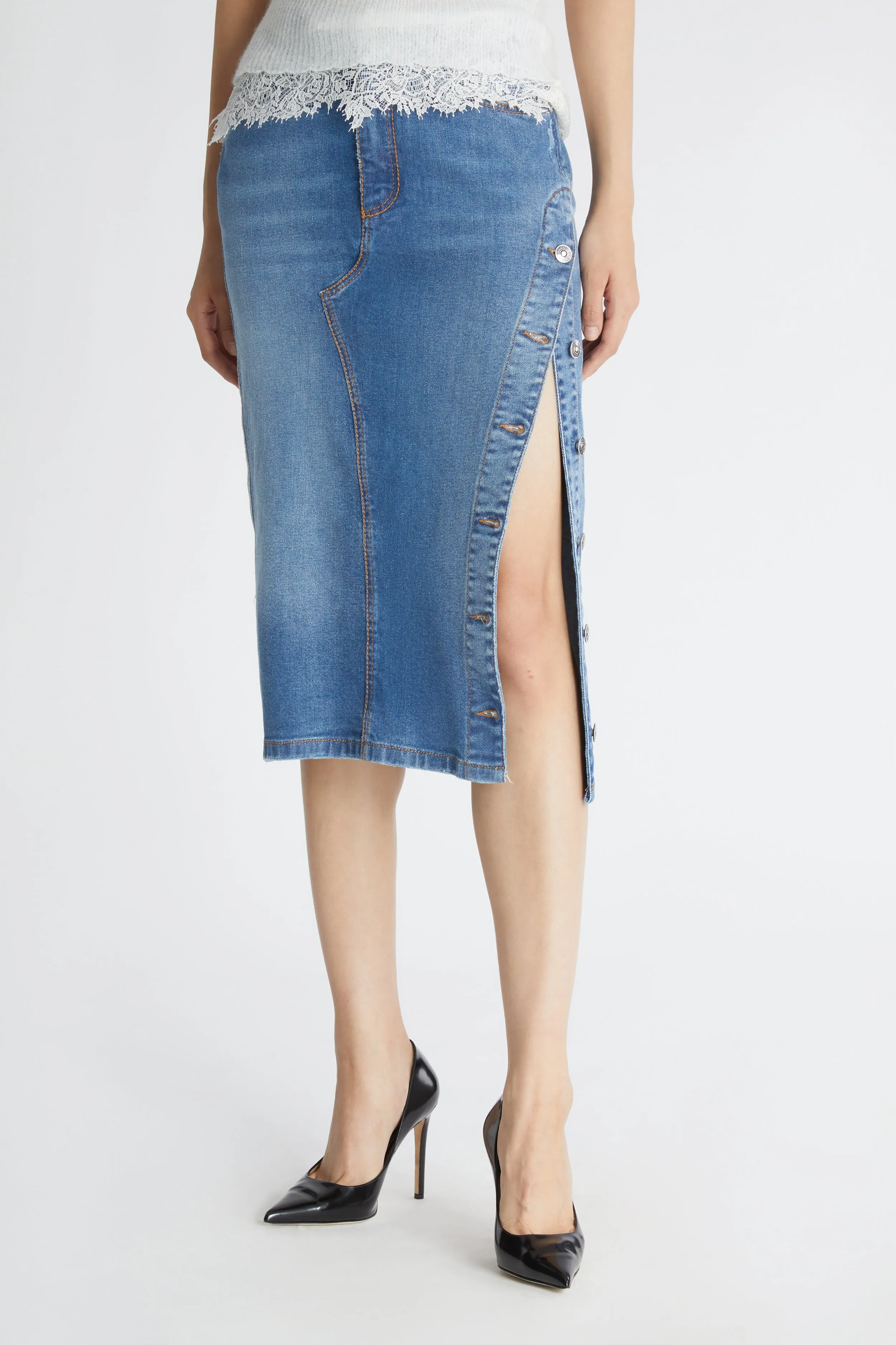 Denim pencil skirt with buttons