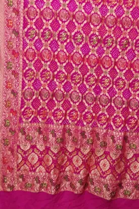 Pink Banarasi Bandhani Pure Georgette Meenakari Dupatta: Exquisite Elegance and Traditional Charm