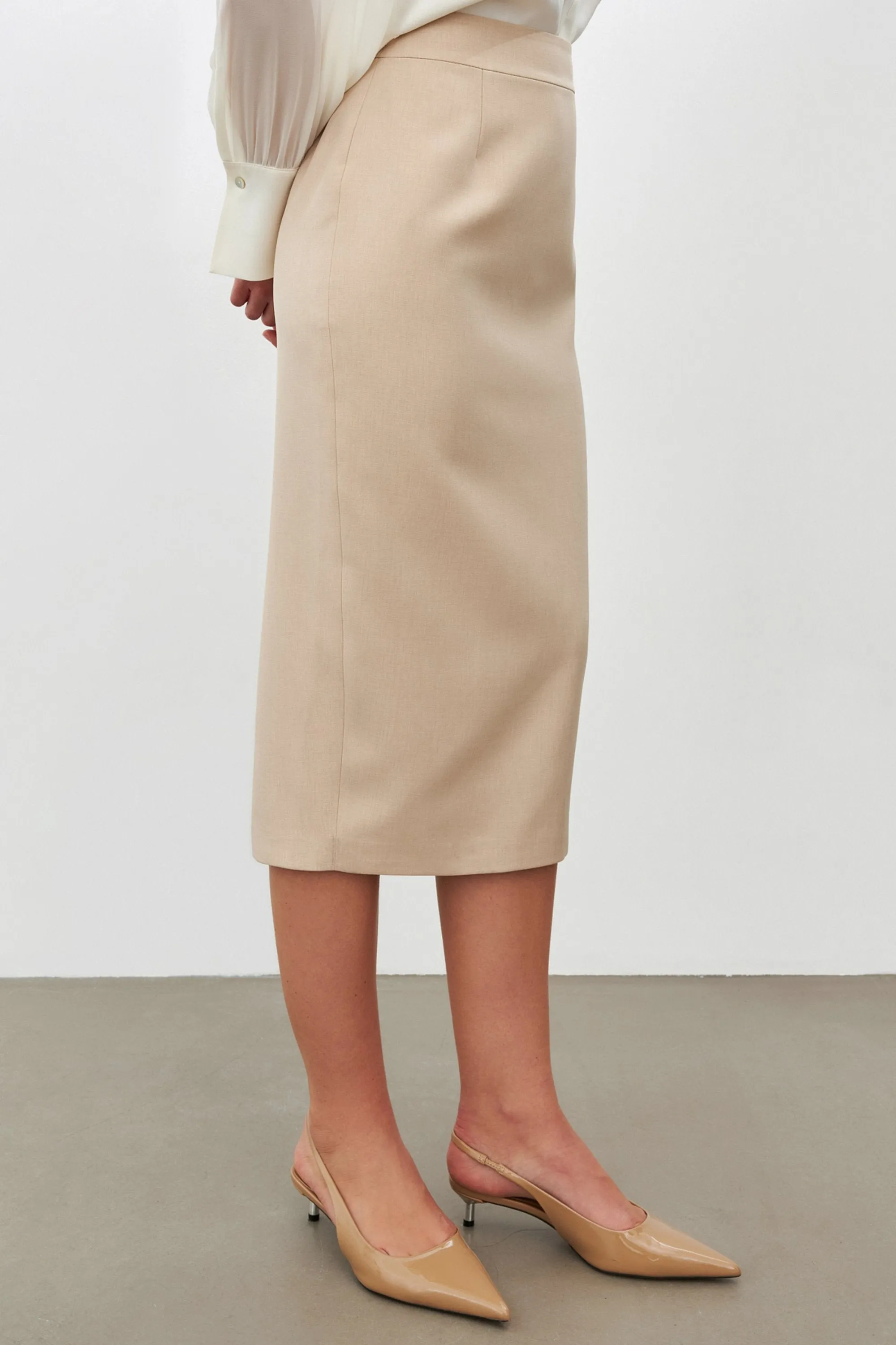 Setre High-Waisted Pencil Skirt Beige