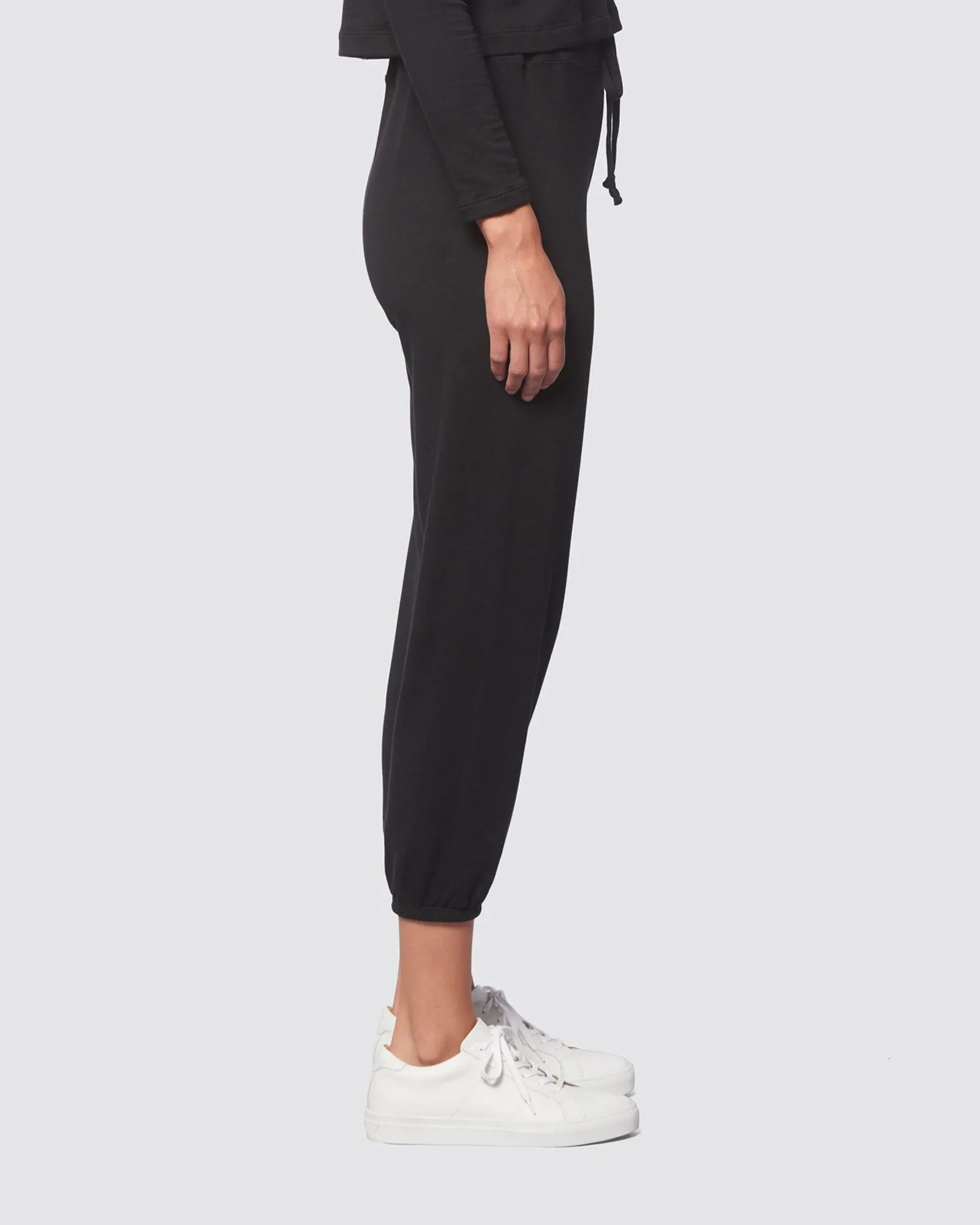 The Women's Classic Sweatpant