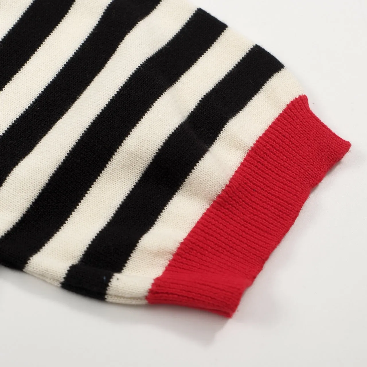 Vintage knit T-shirt for women with black stripes and hearts